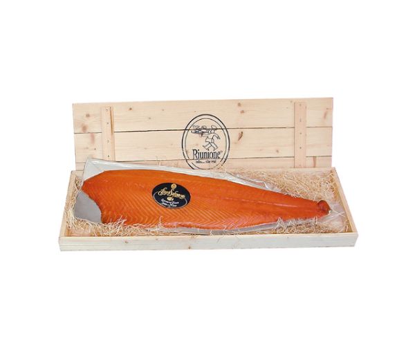 Salmone fjordisalmone aff. norvegese intero 2,2/2,5kg scat. legno
